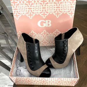 Gianni Bini ankle boot.